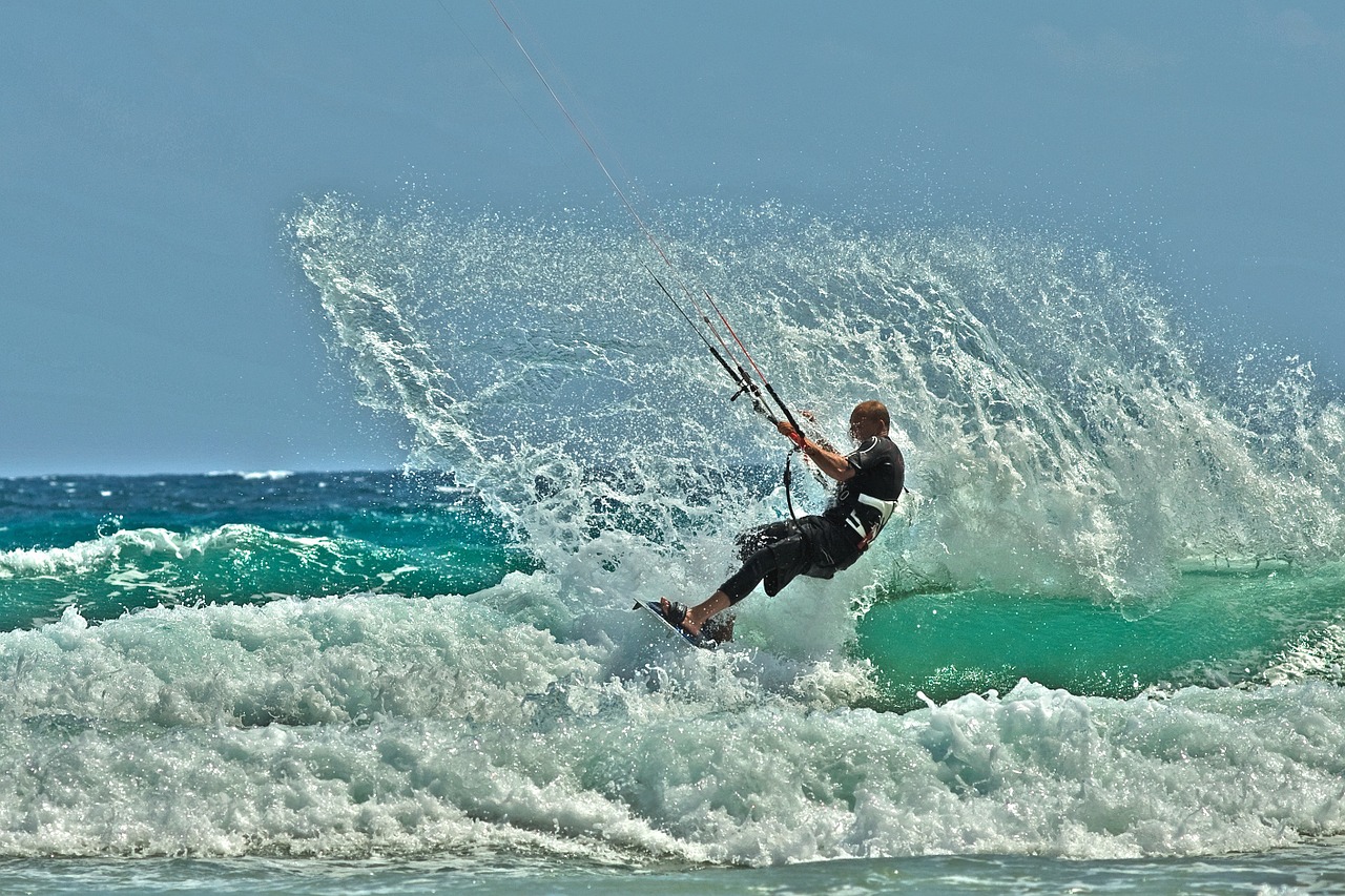 kite surfing water sports dynamic free photo