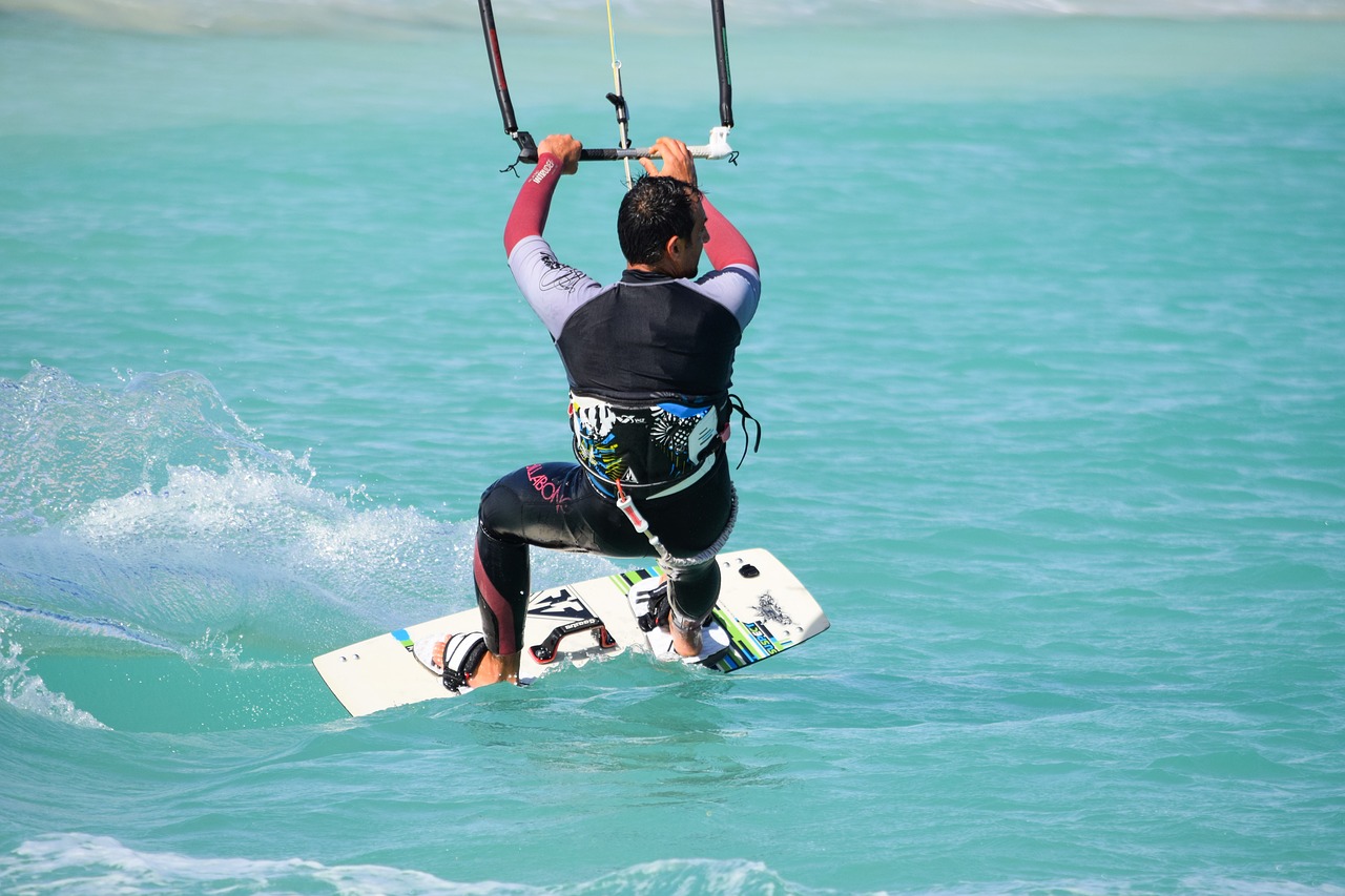 kitesurfing skill action free photo