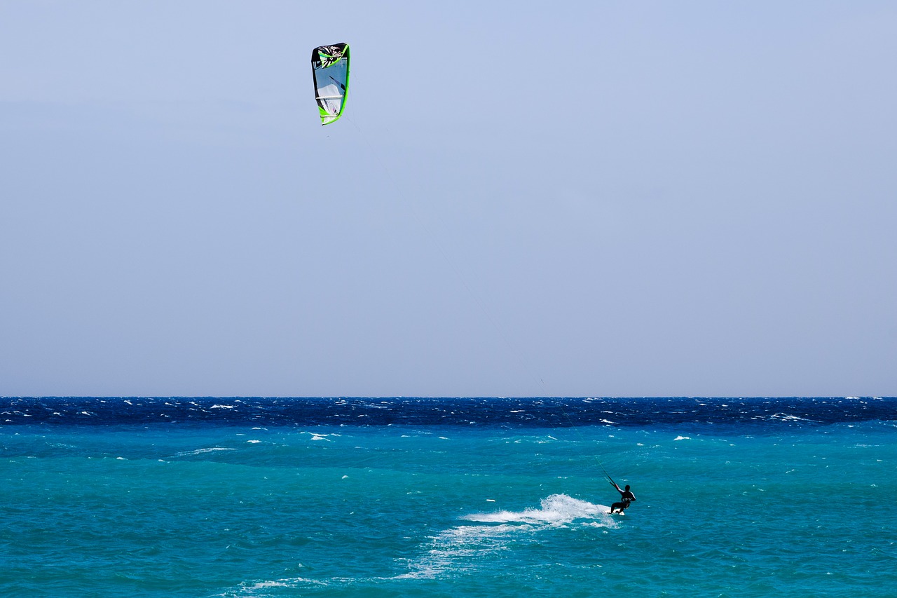 kitesurfing sport sea free photo