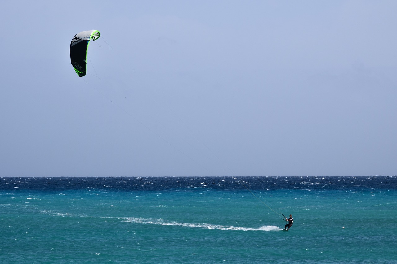 kitesurfing sport sea free photo