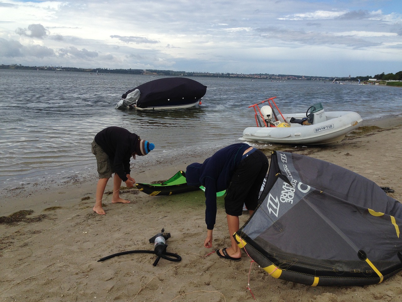 kitesurfing baltic bay sport free photo