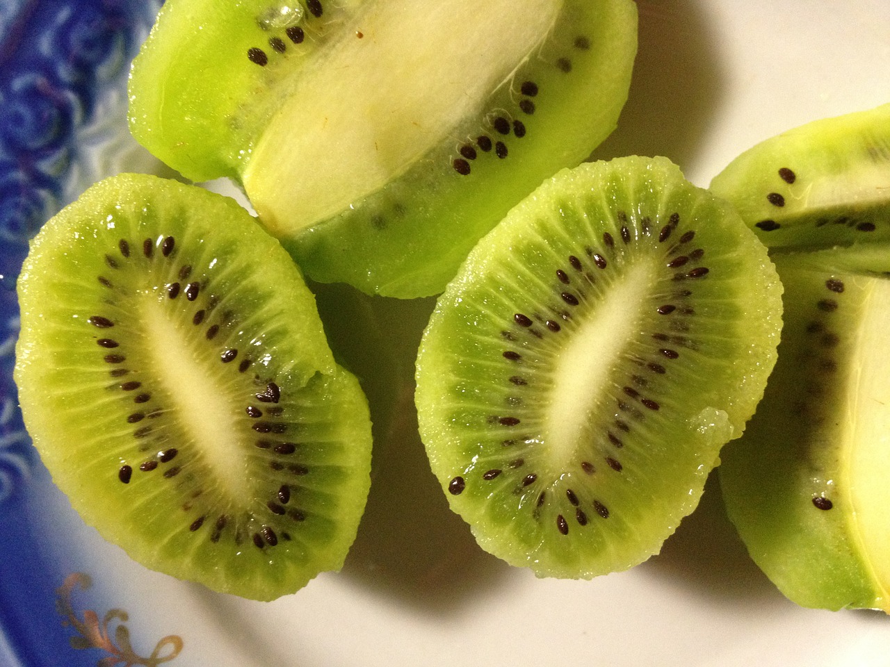 kiwi tasty food free photo