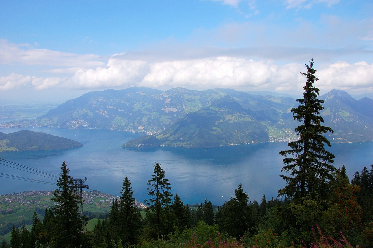 klewenalp lake lucerne region mountains free photo