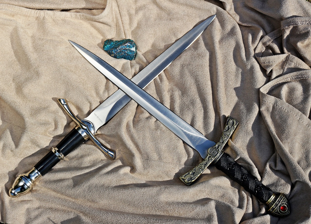 knife weapon middle ages free photo