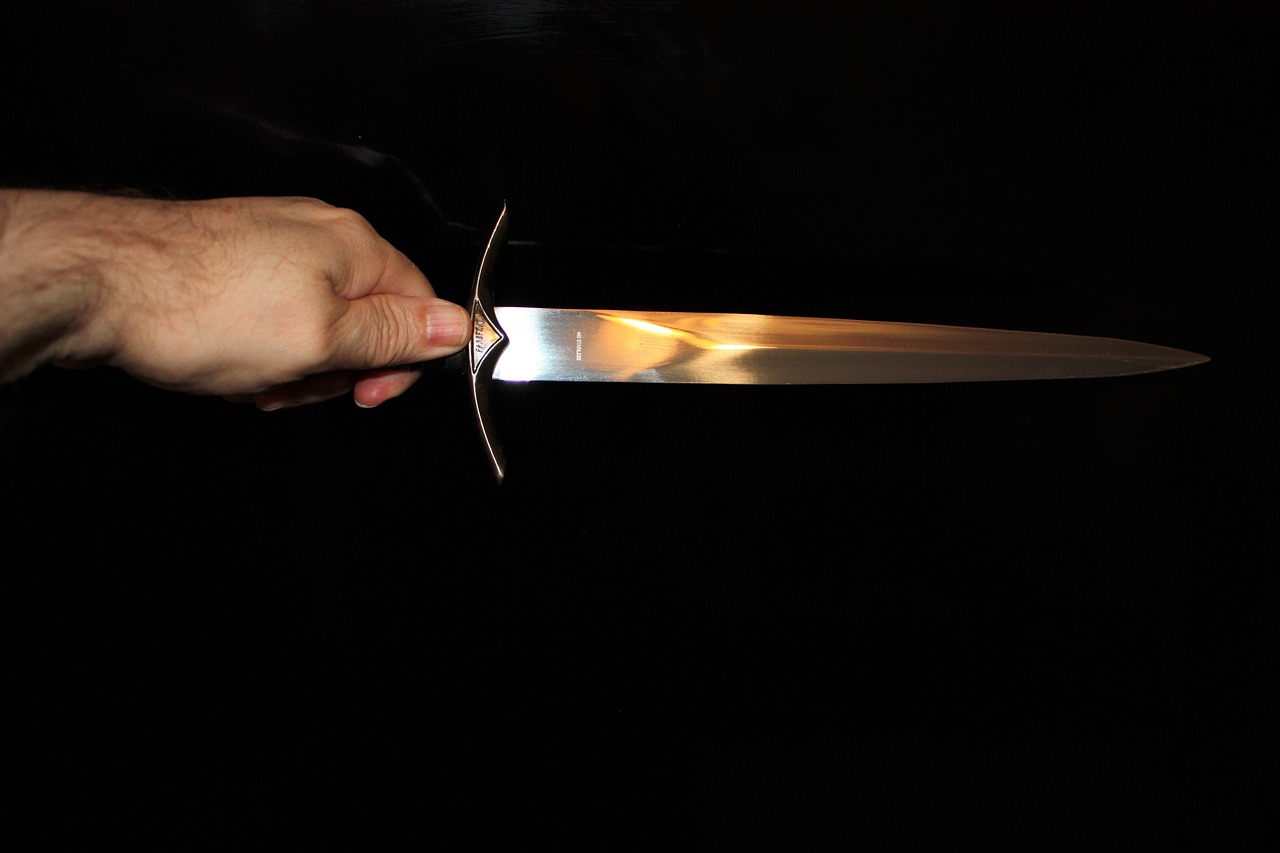 knife dagger weapon free photo