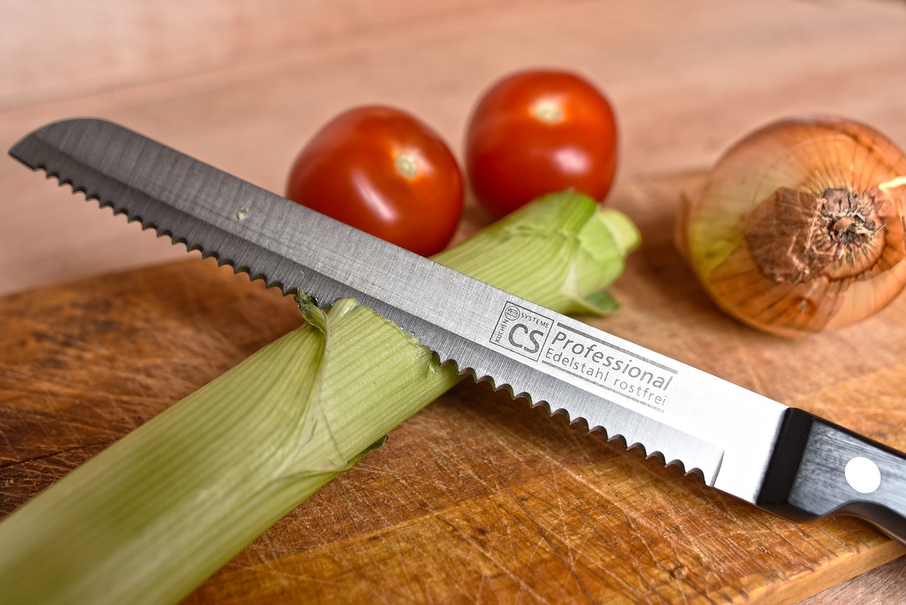knife  cut  utensil free photo