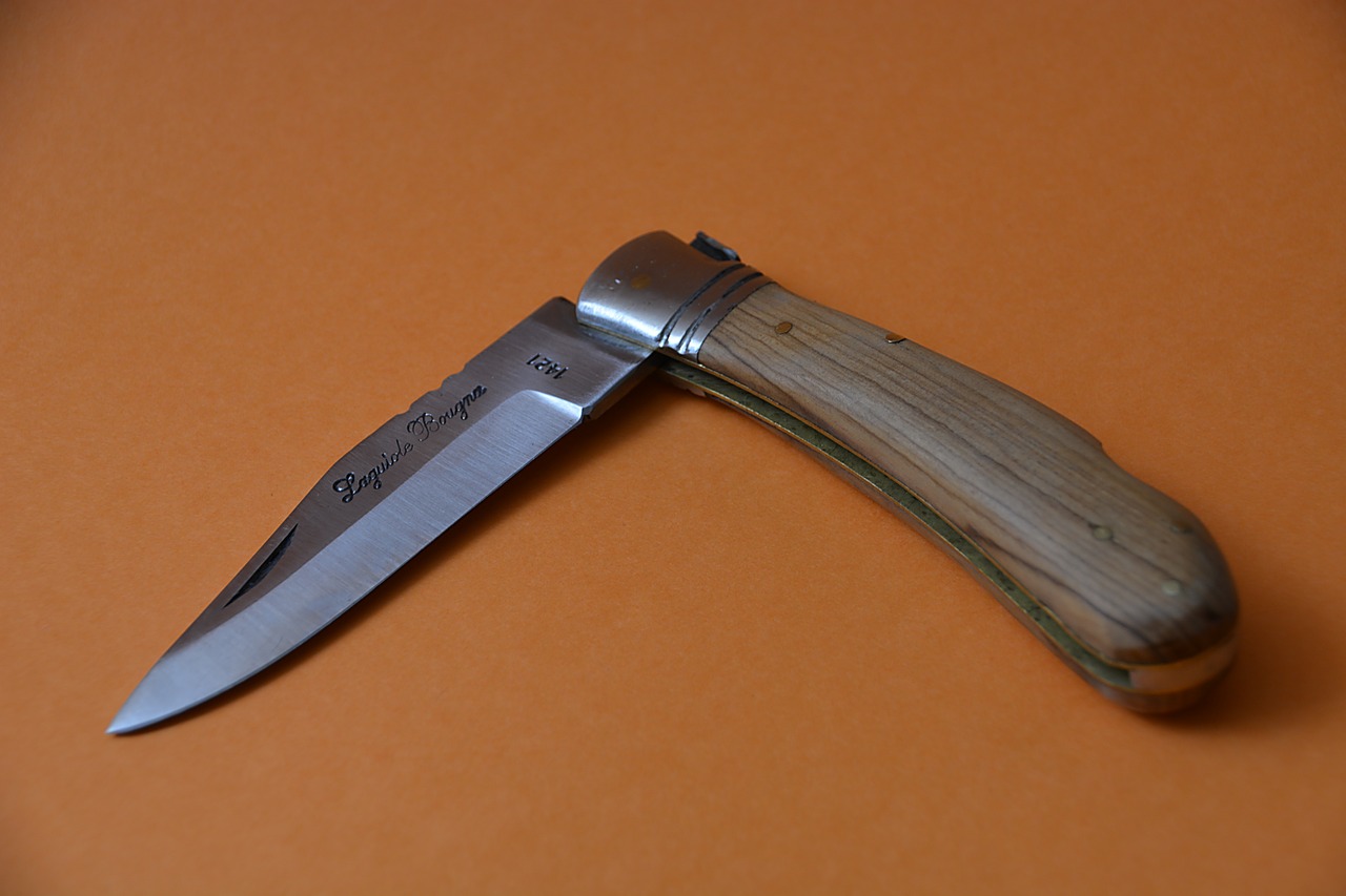 knife laguiole blade free photo