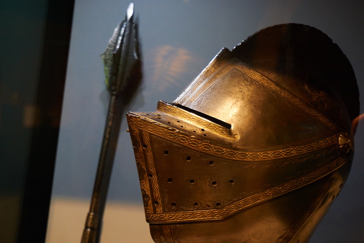 knight armor helm free photo