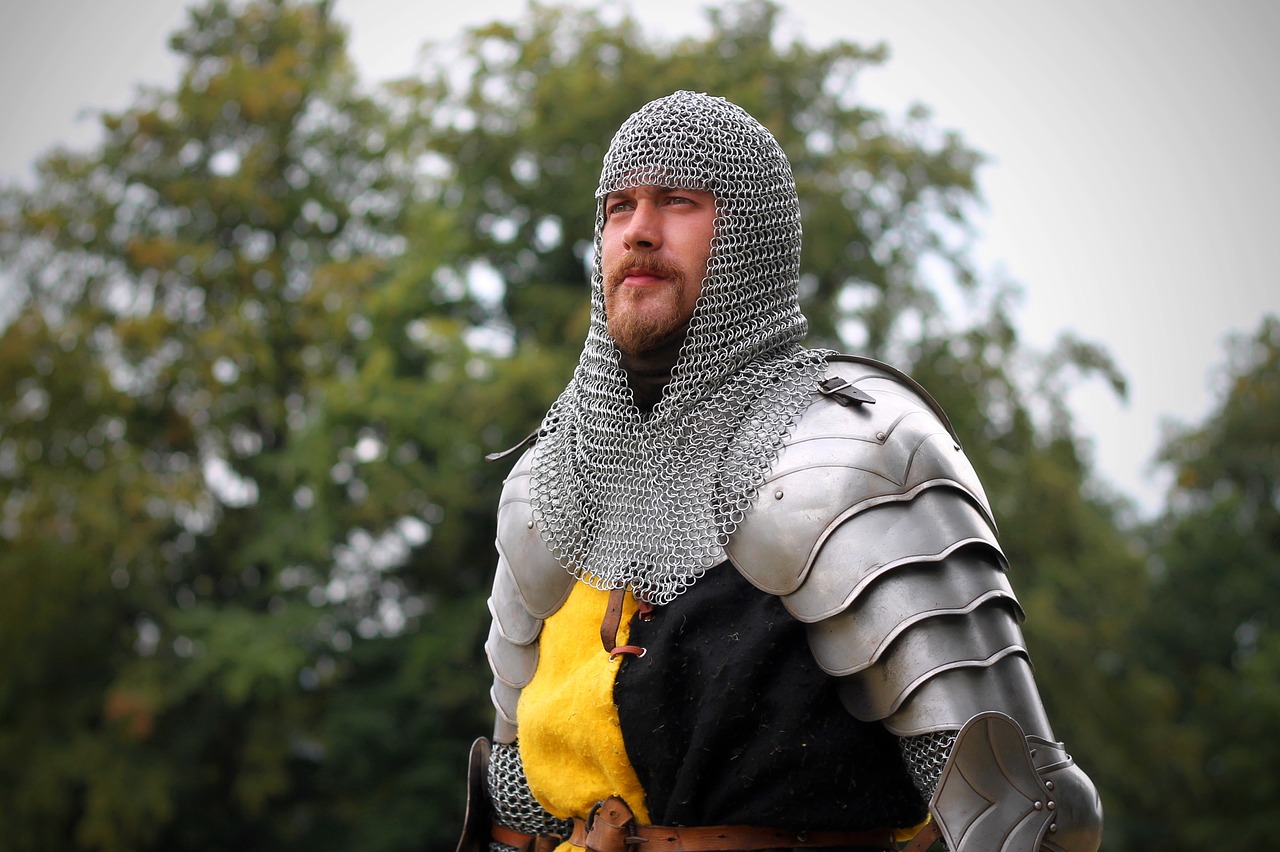 knight fencing armor free photo