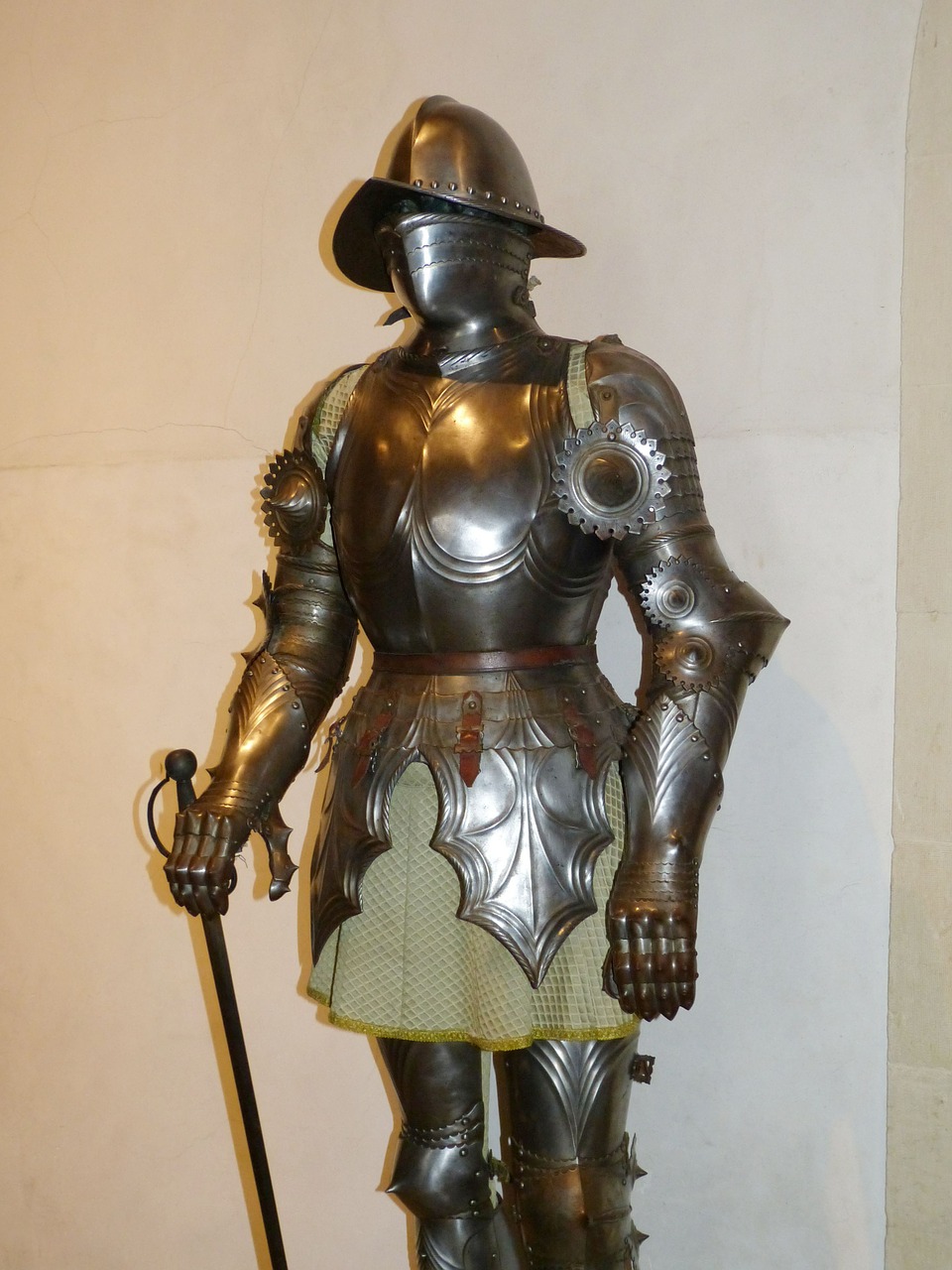 knight armor middle ages free photo