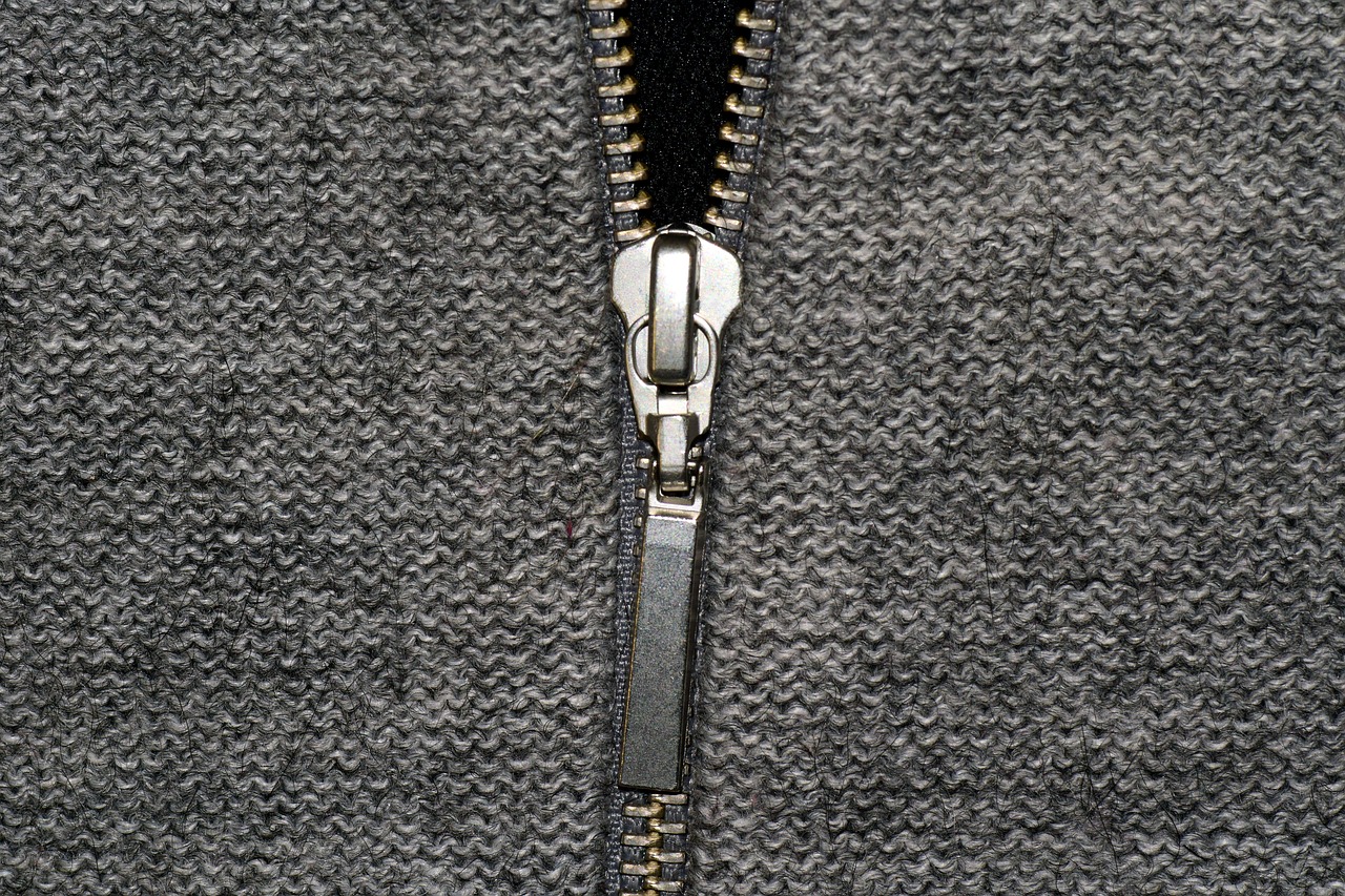 knitted zipper grey free photo