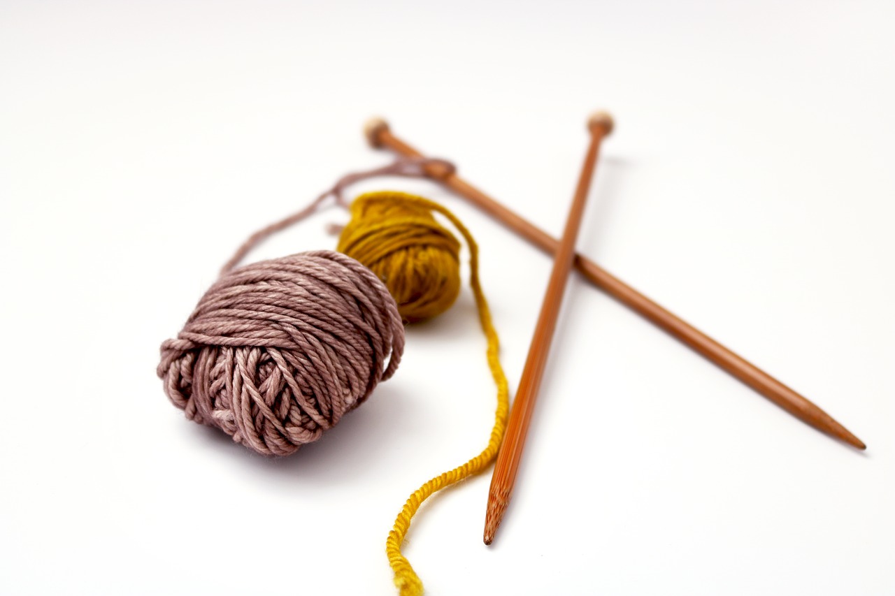knitting  knit  knitting needles free photo