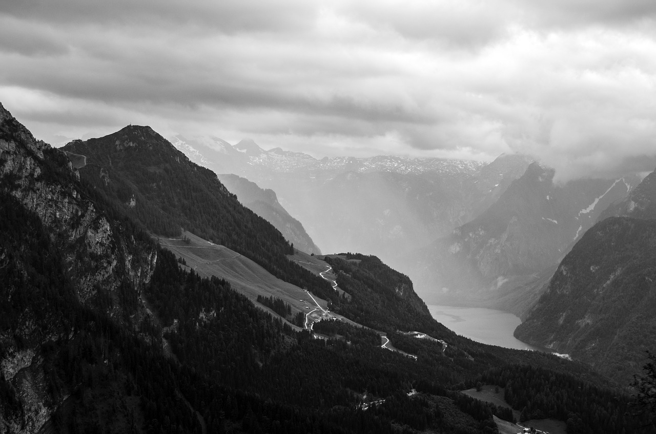 königssee berchtesgadener land black white free photo