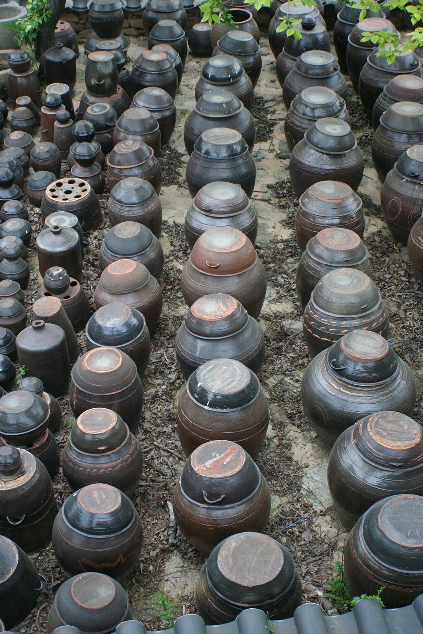 korea pots traditional pots free photo