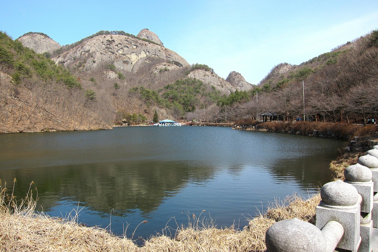 korea mountain scenery free photo