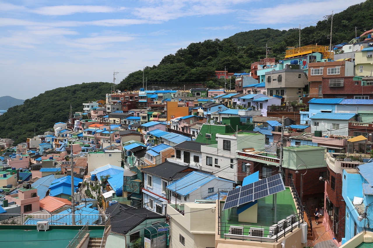 korea  busan  gamcheon-dong culture village free photo