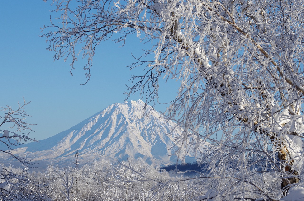 koryaksky volcano kamchatka winter free photo