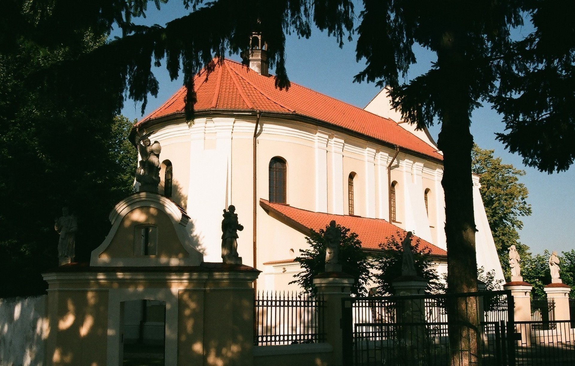 church labunie lublin free photo