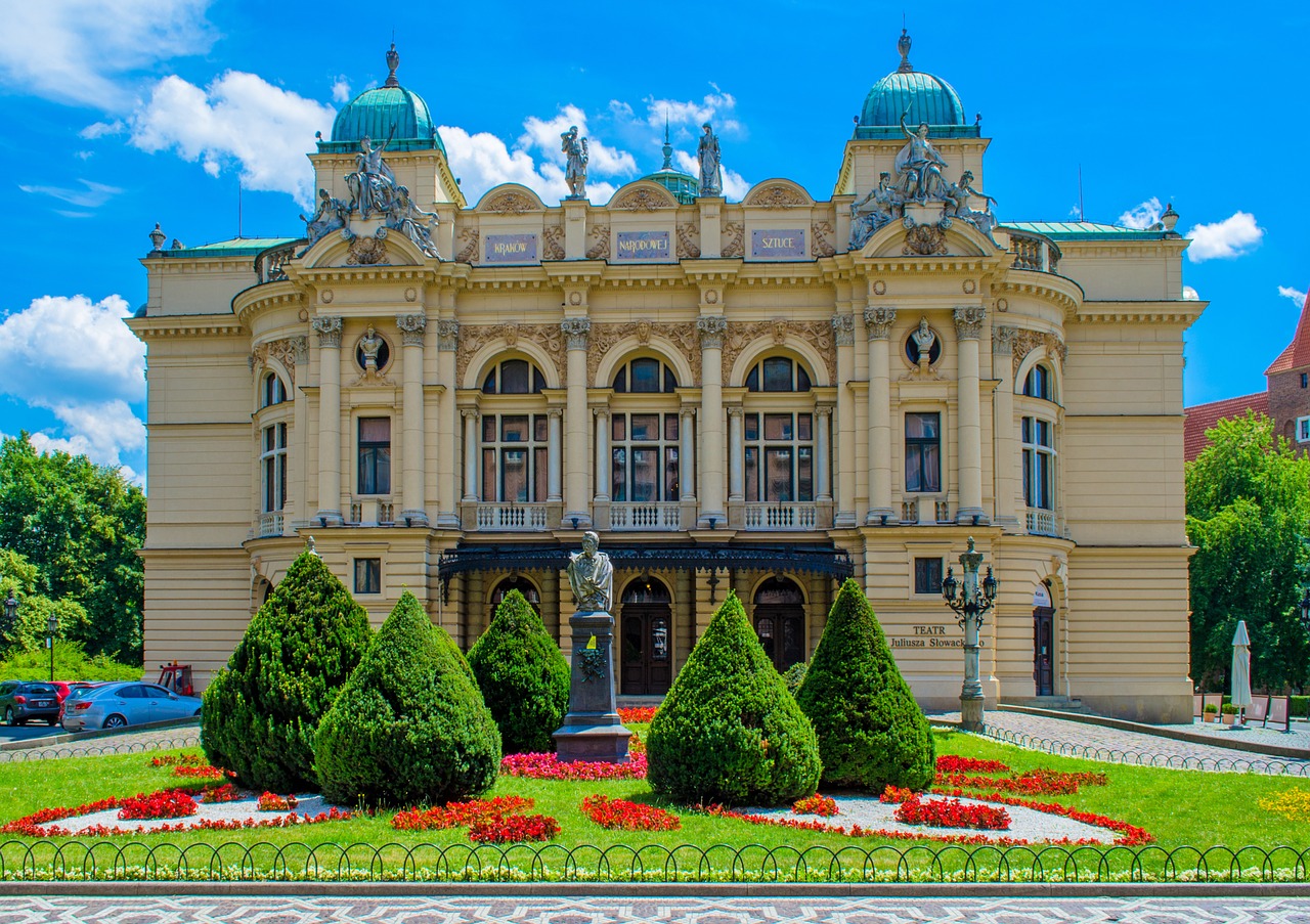 krakow city theatre free photo