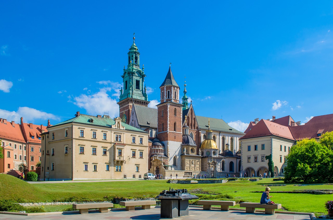 krakow castle fortress free photo
