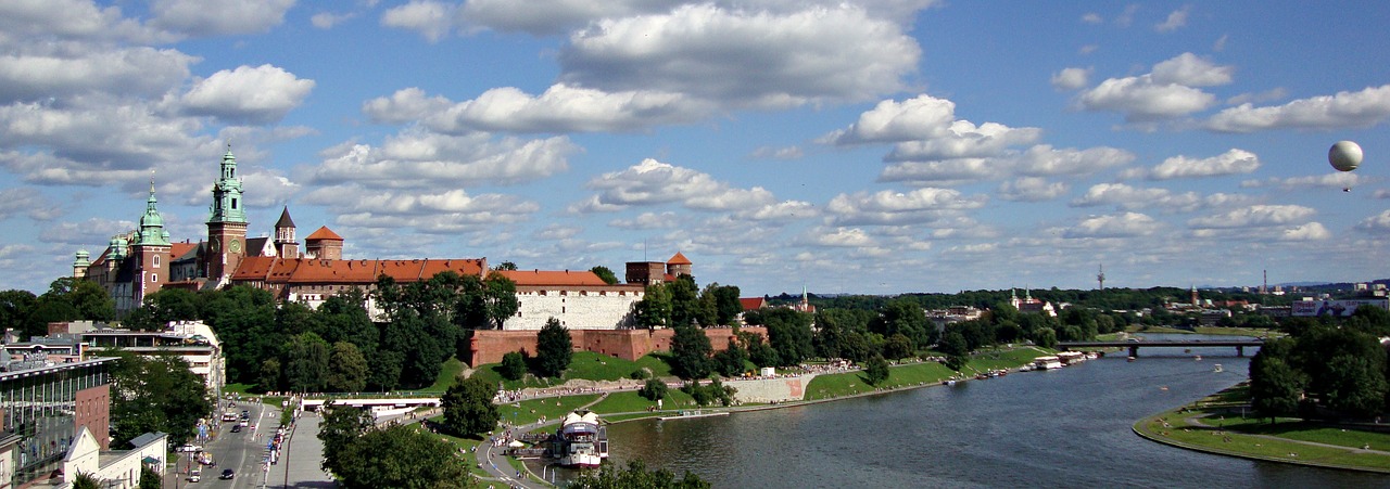 kraków wawel monument free photo