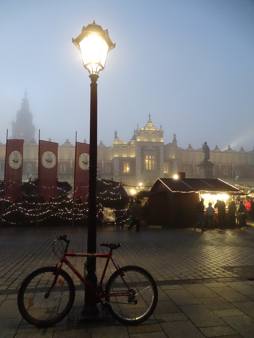 kraków the market lantern free photo