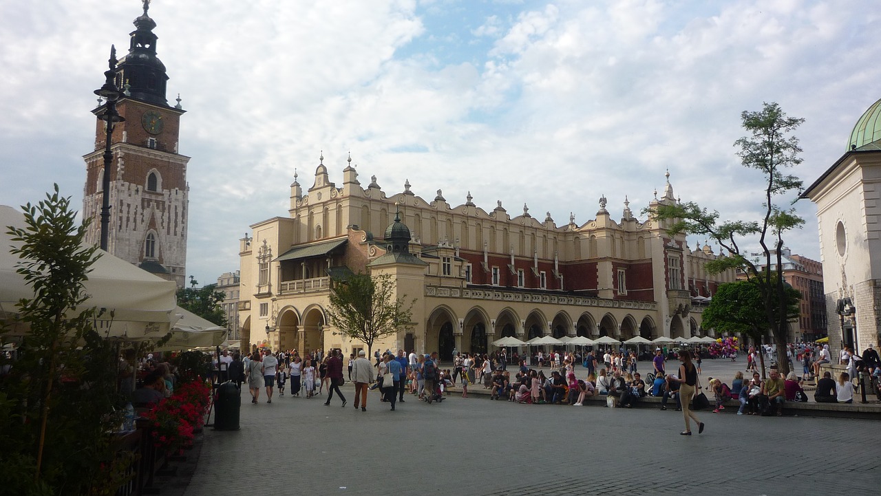 kraków  poland  main market free photo