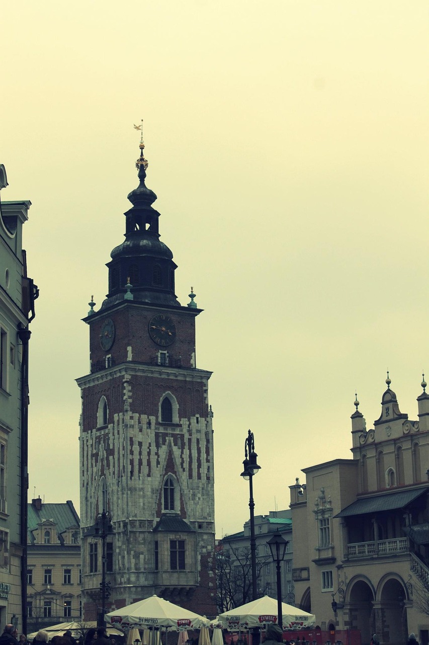 krakow oldtown cracow free photo