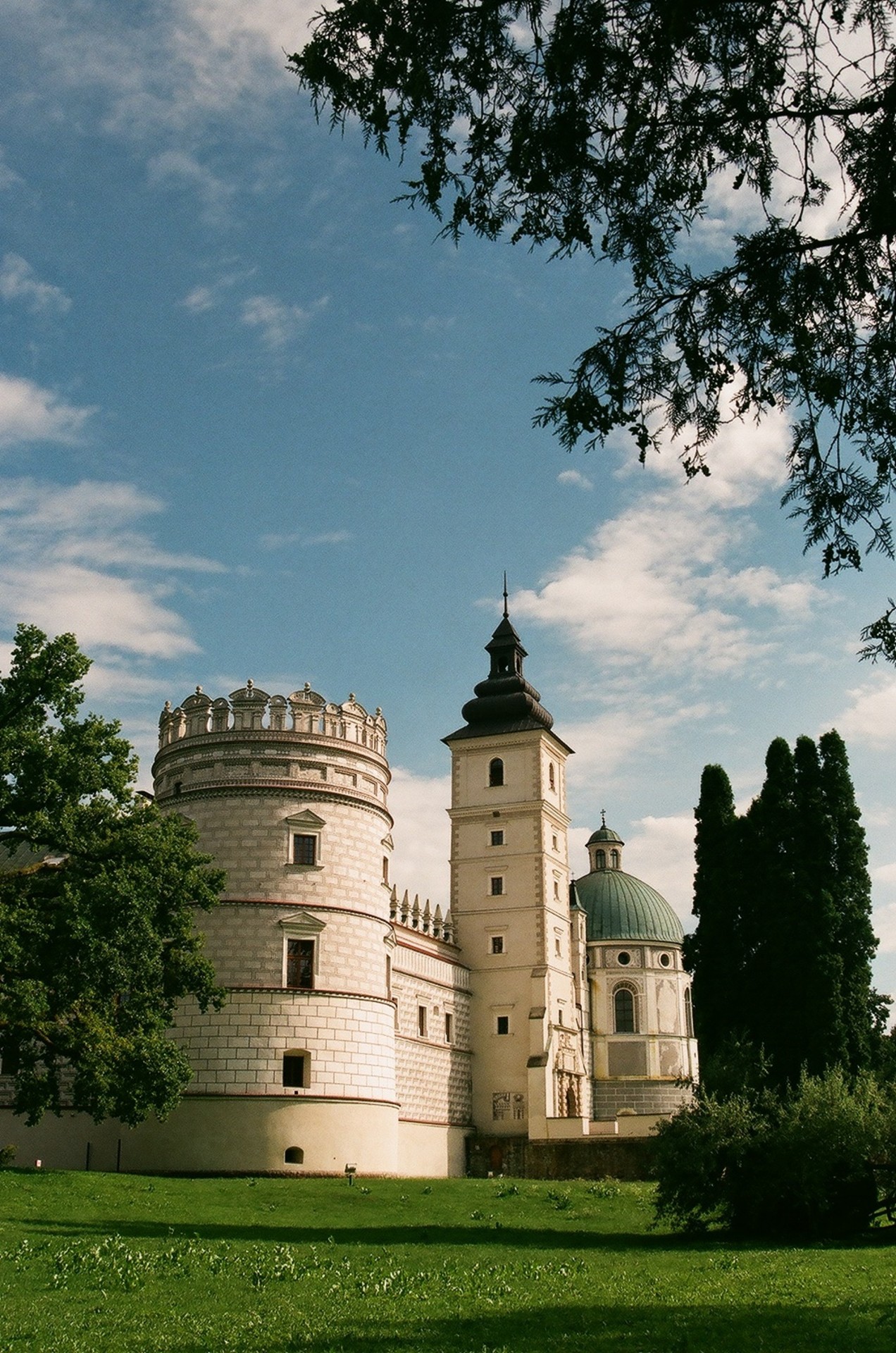 castle tourism sightseeing free photo