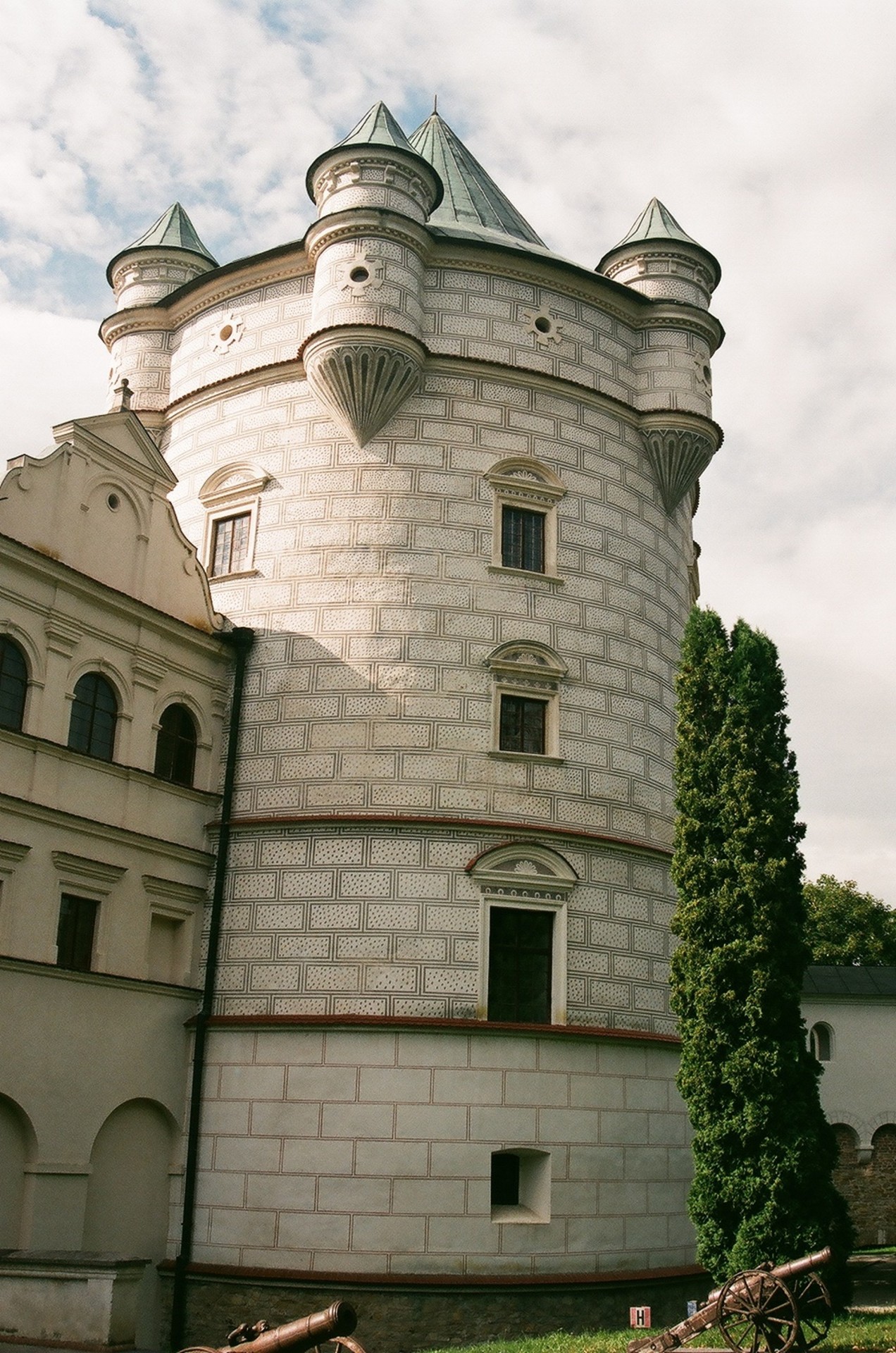 castle tourism sightseeing free photo