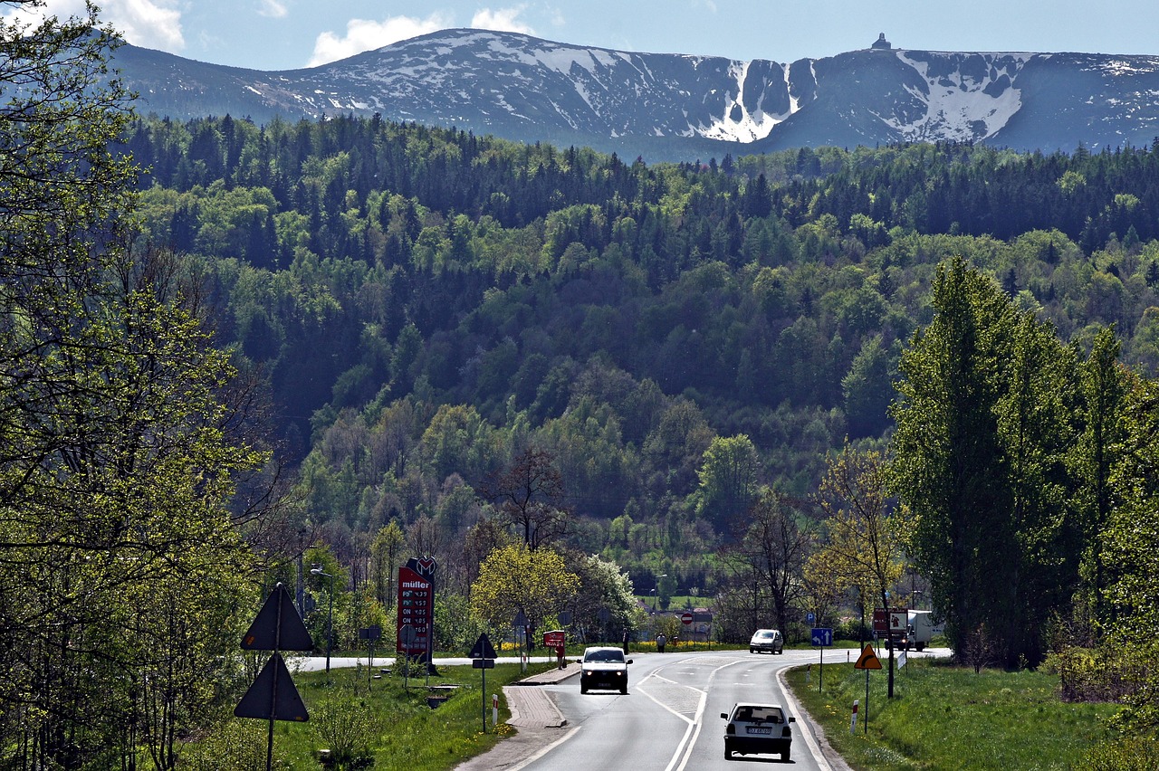 krkonoše giant mountains  the mountains landscape  view free photo