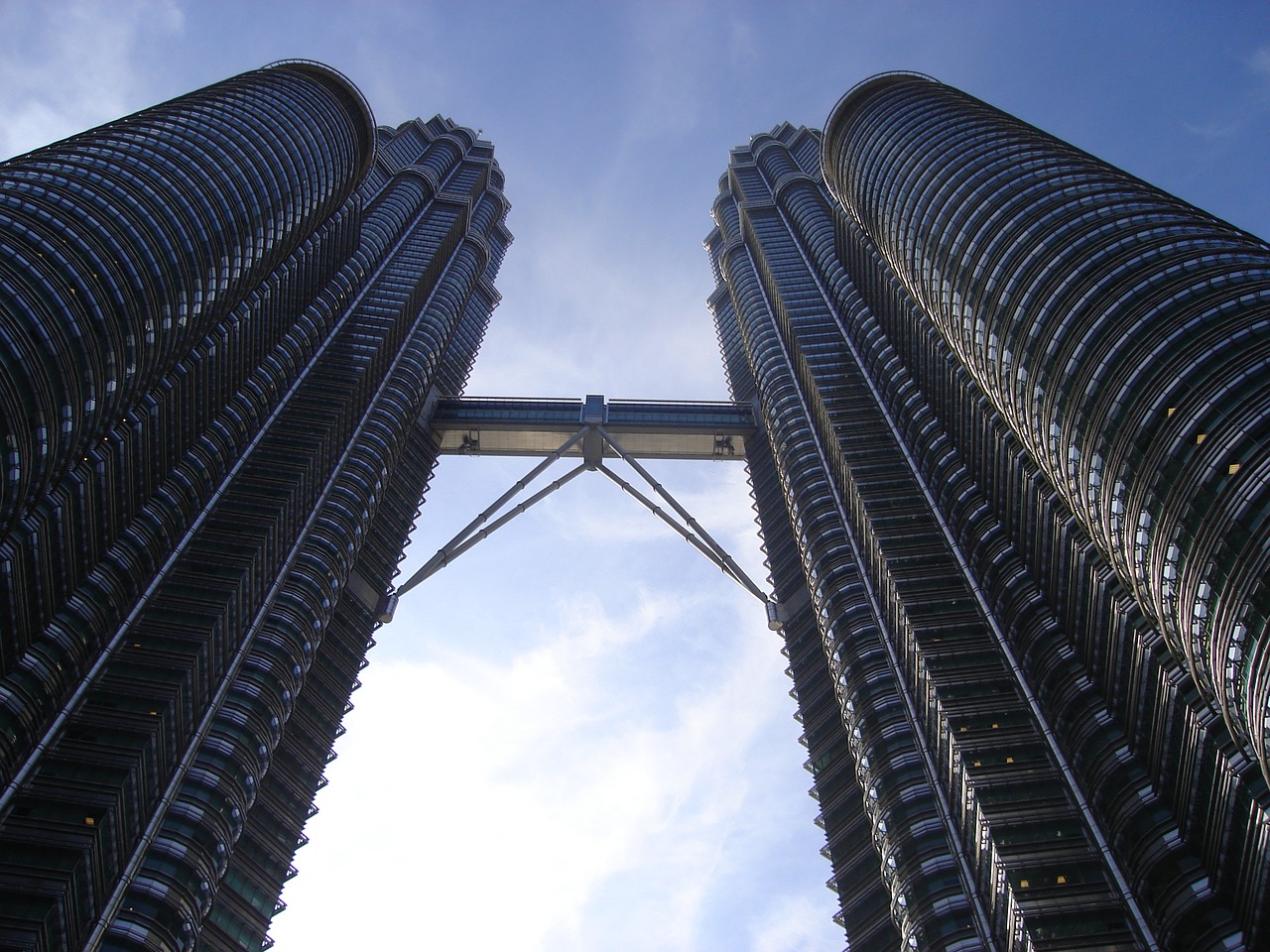 kuala lampur petronas twin tower free photo