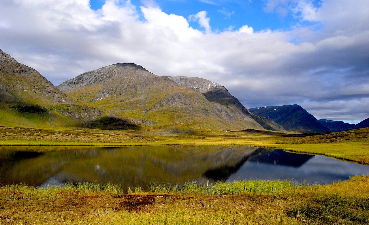 kungsladen back to earth lake free photo