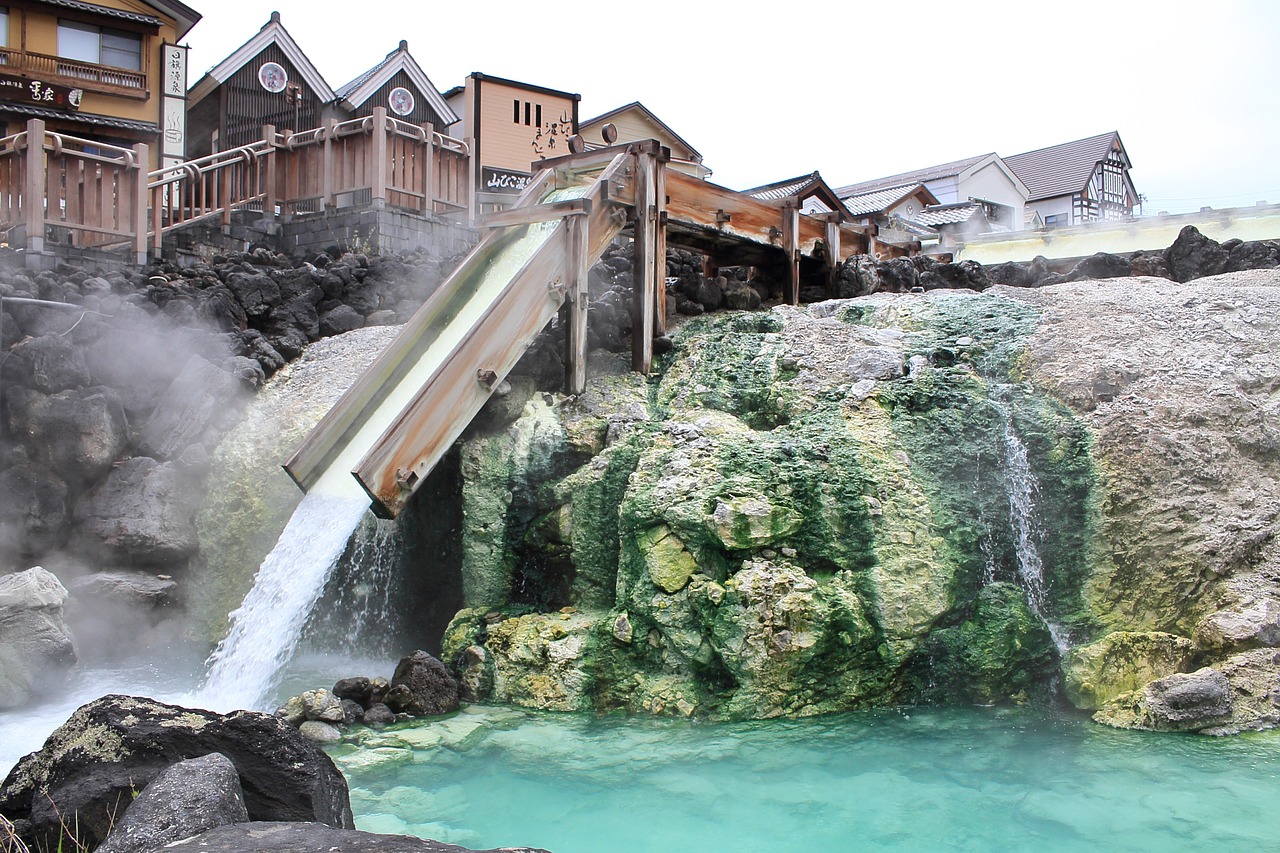 kusatsu yubatake hot springs free photo