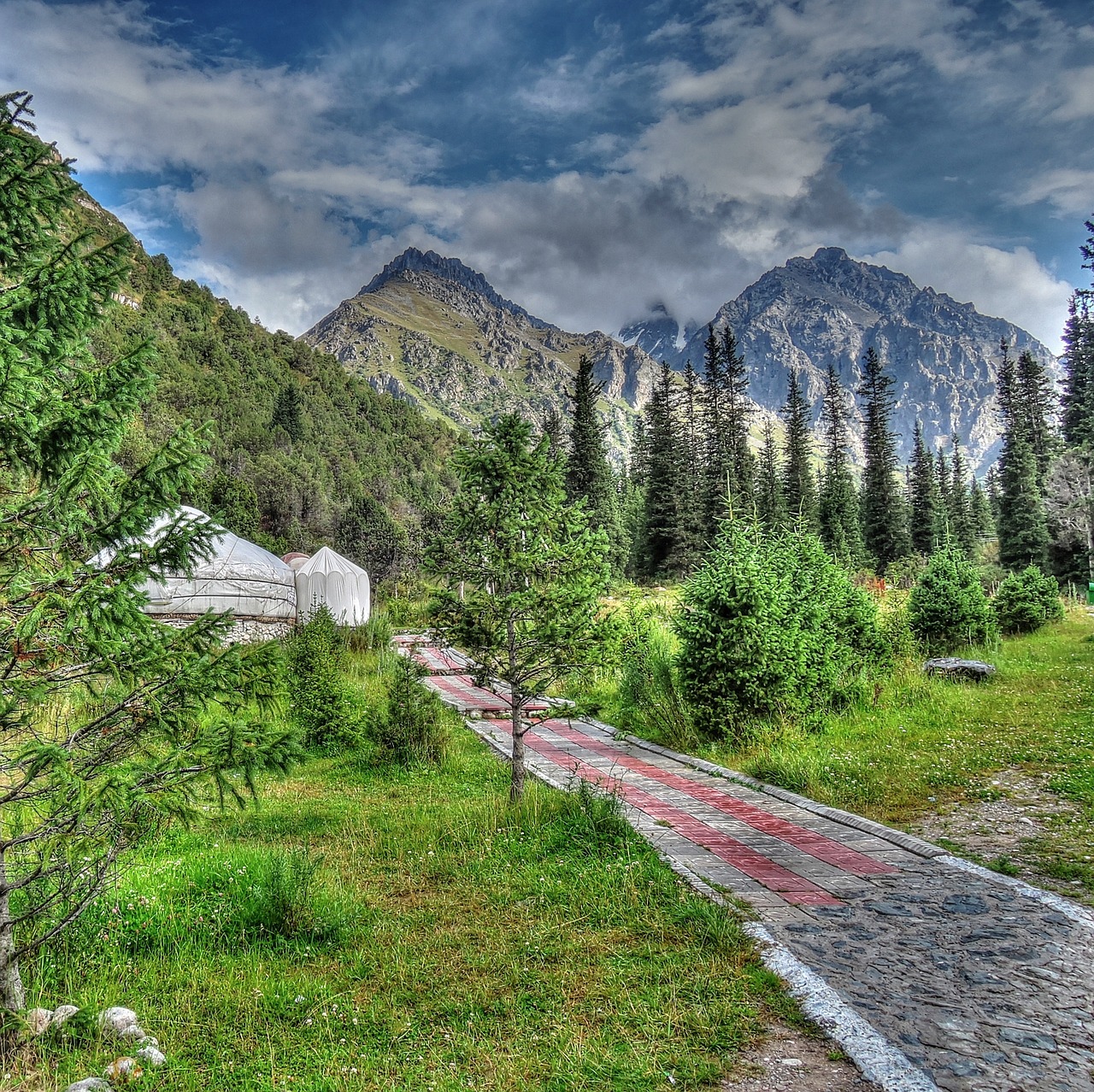 kyrgyzstan mountains landscape free photo