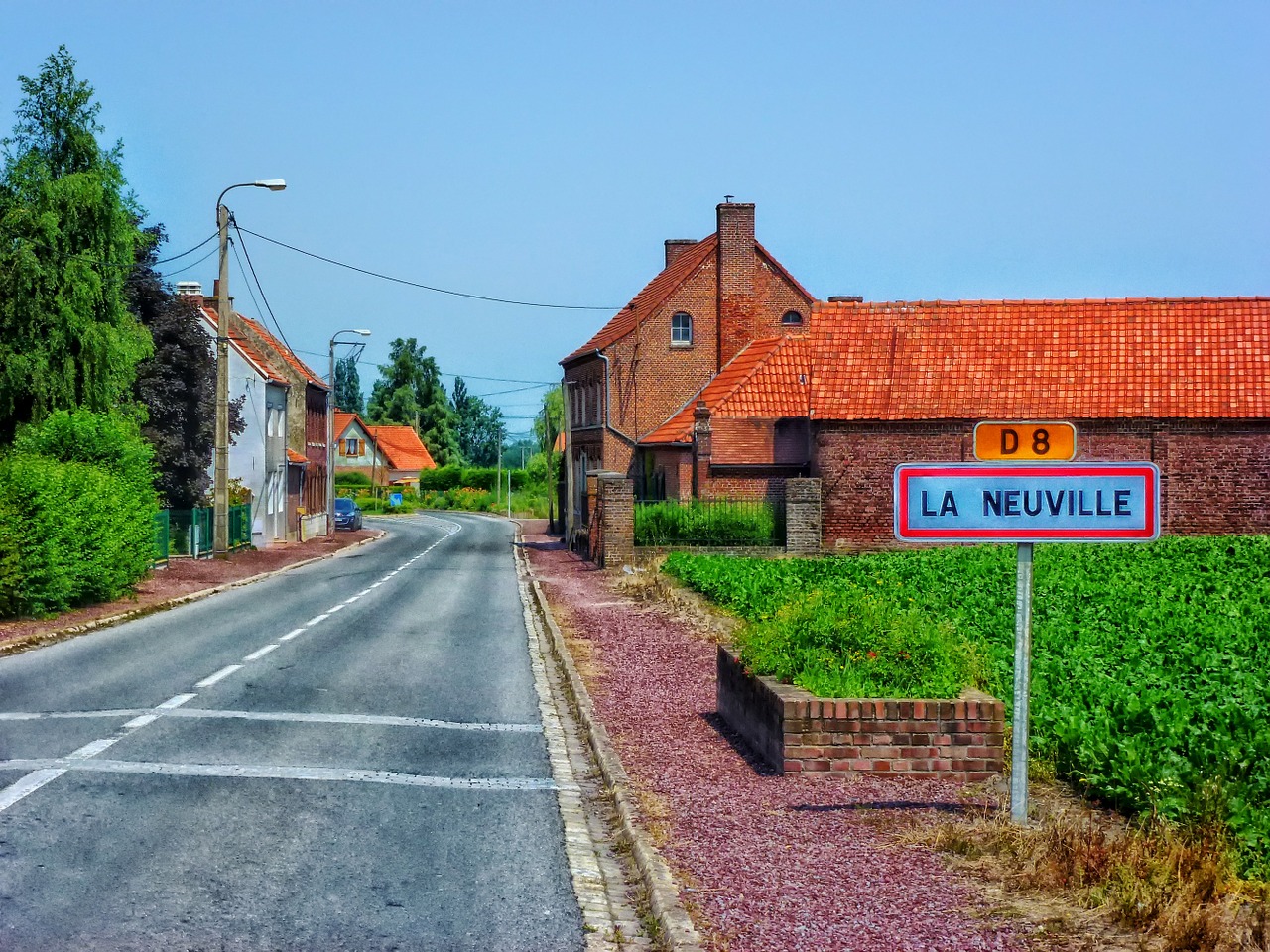 la neuville france village free photo