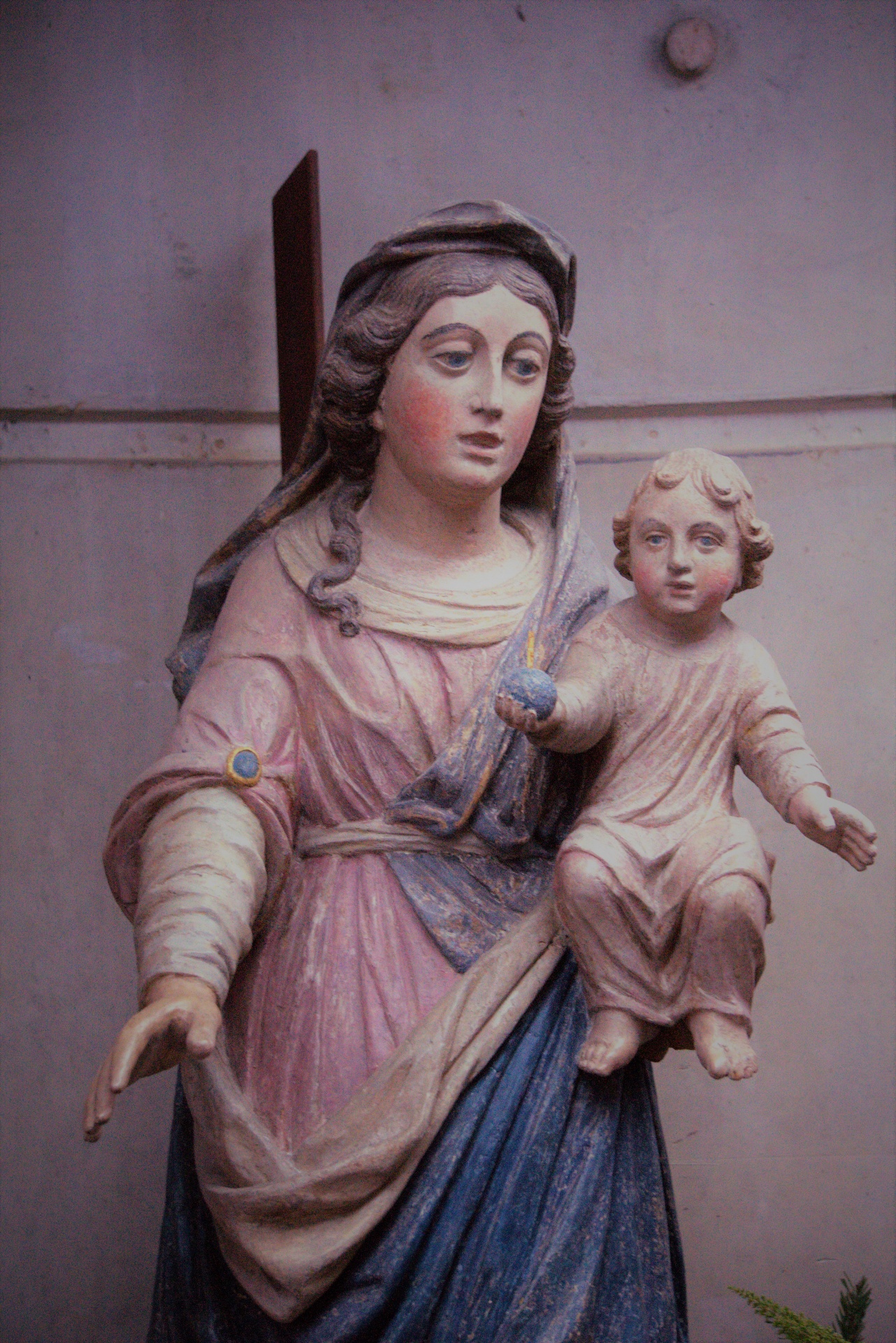 virgin statue child jesus free photo