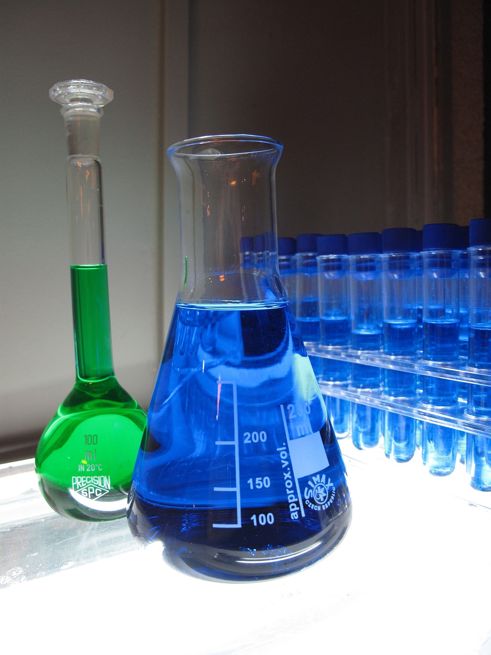 lab chemistry research free photo