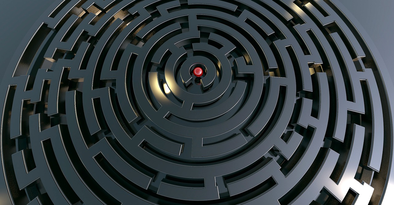 labyrinth target away free photo