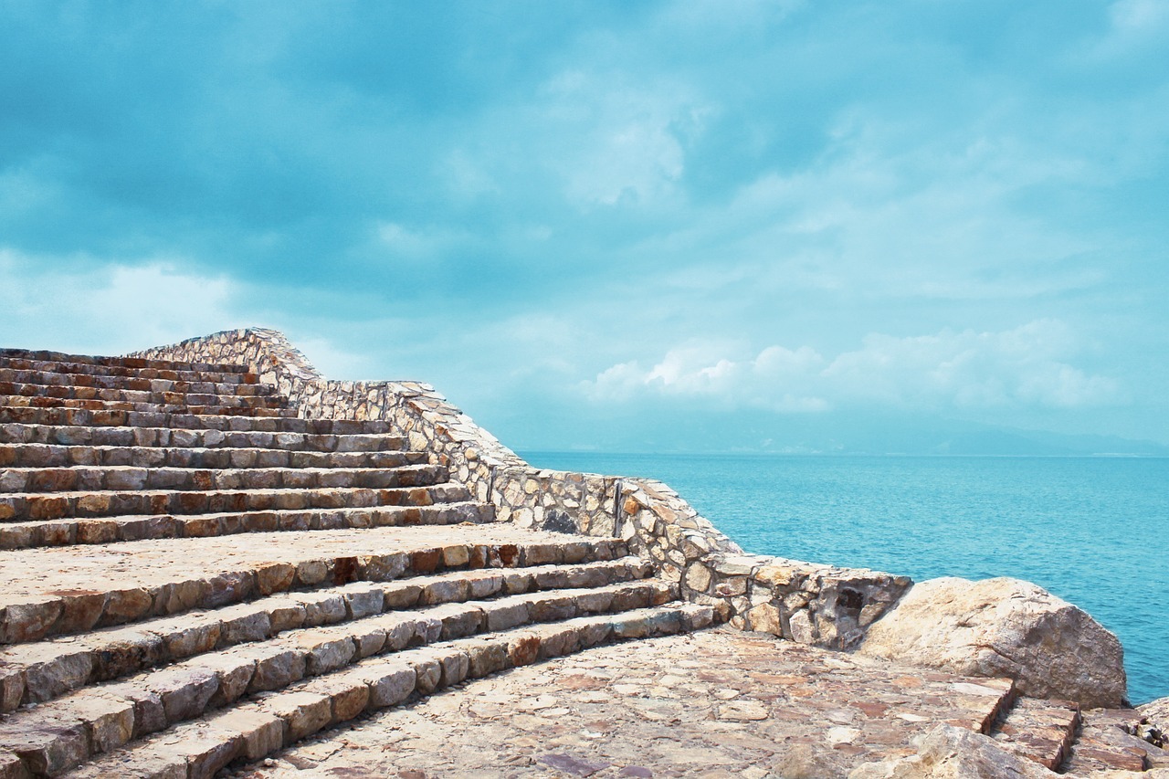 ladder coast blue sky free photo