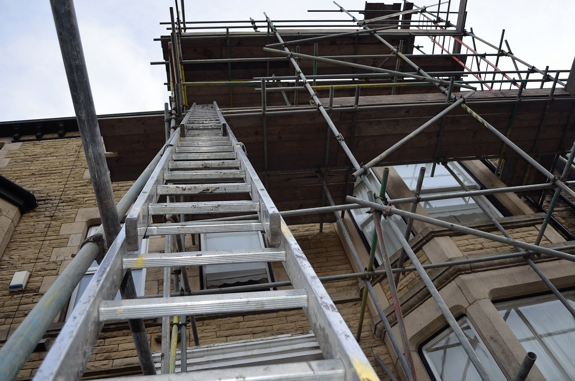 ladder scaffolding architecture free photo