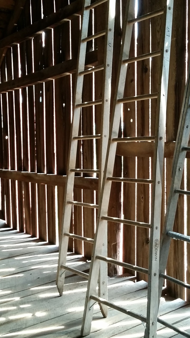 ladders barn slats free photo