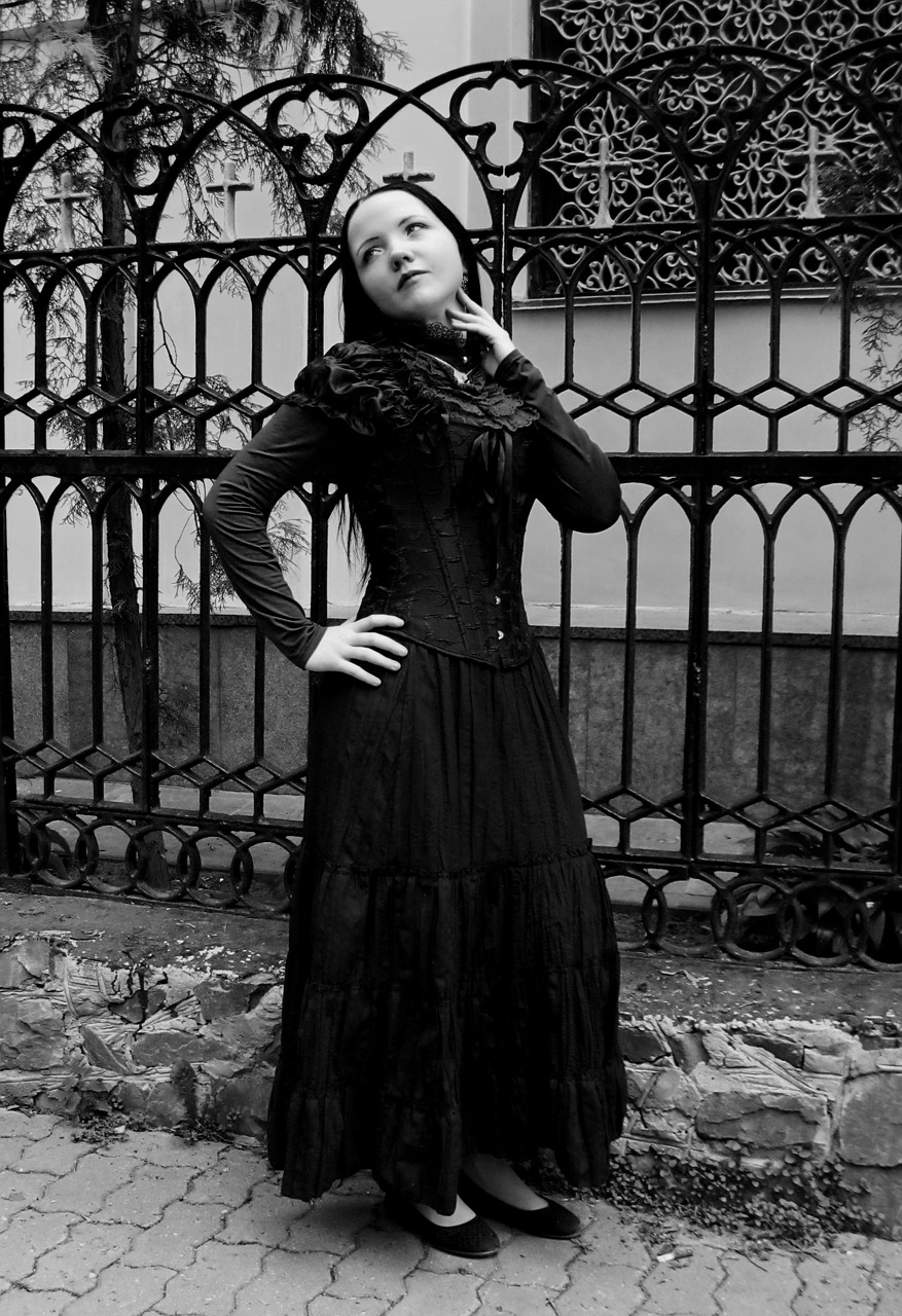 lady romantic gothic free photo