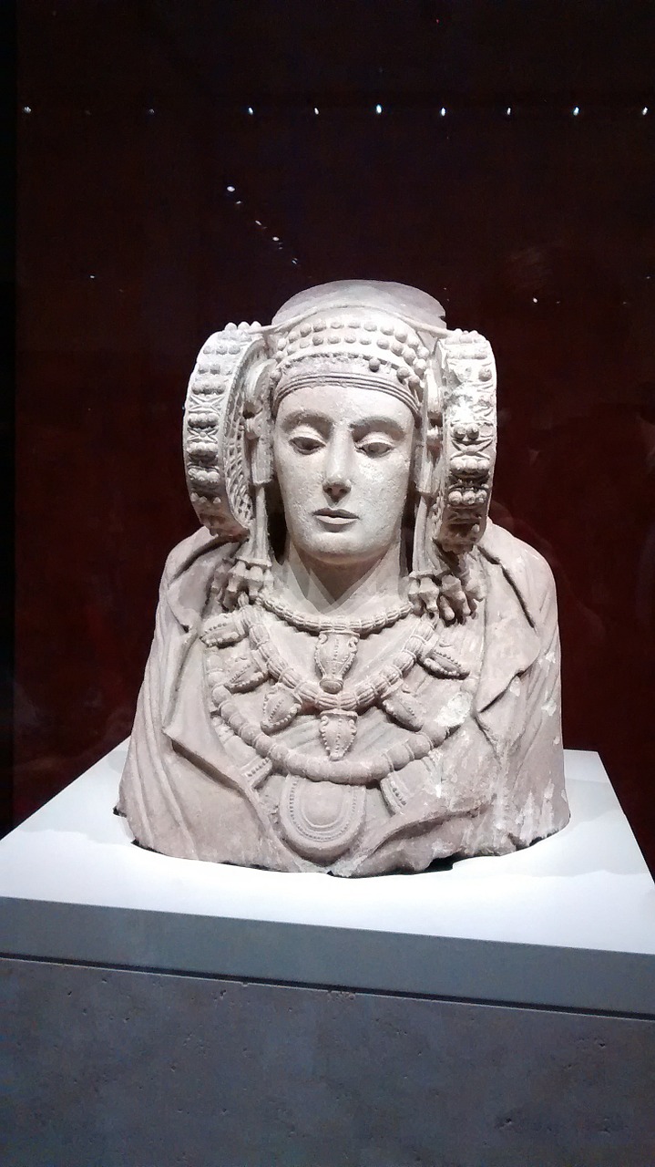 lady of elche archeology sculpture free photo