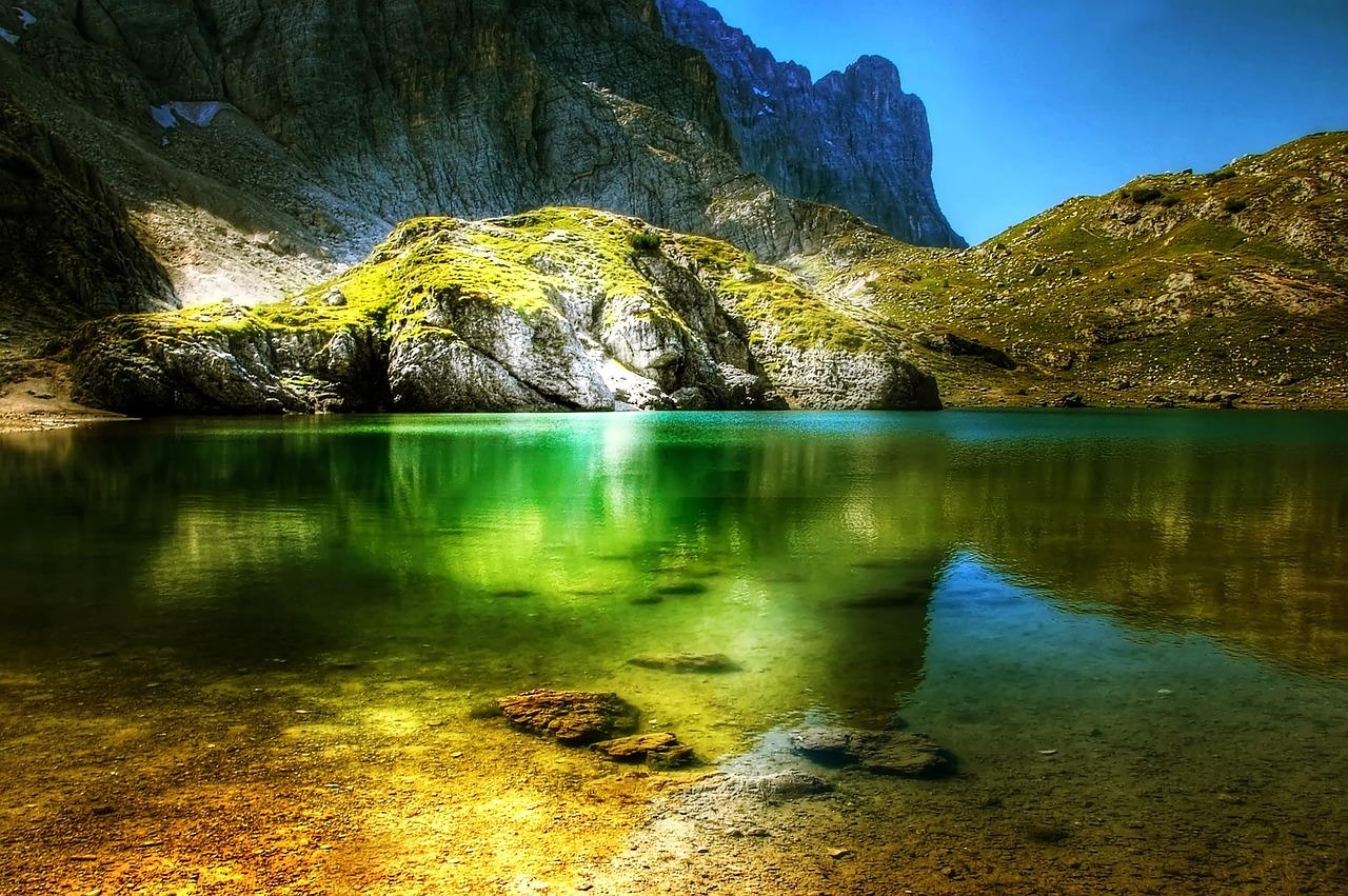 lago coldai dolomites mountains free photo