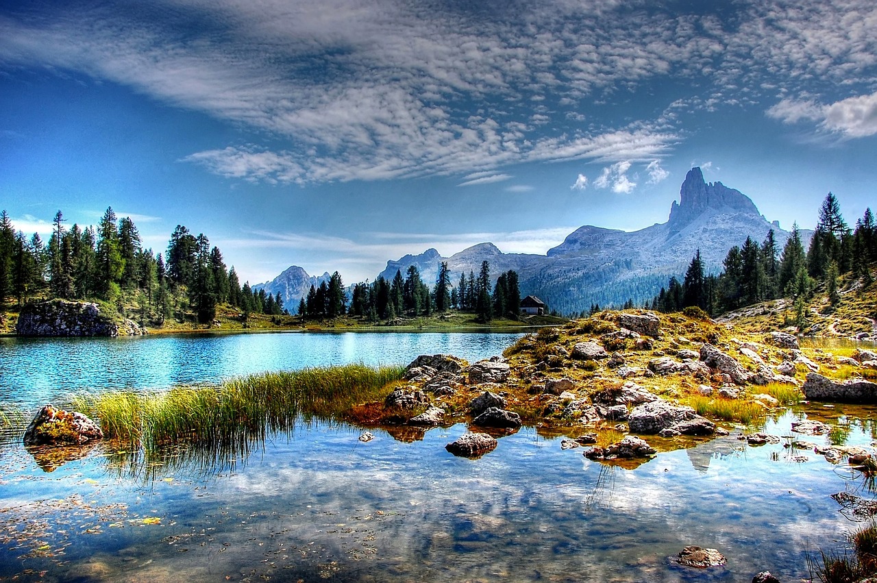 lago federa dolomites mountains free photo