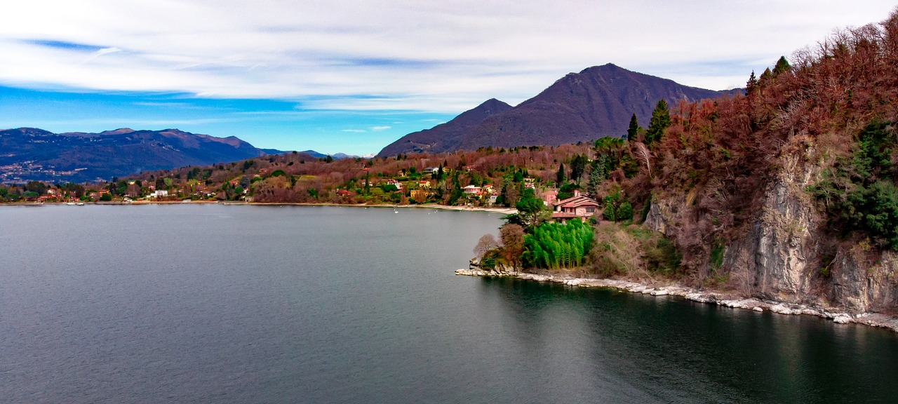 lago maggiore  leggiuno  landscape free photo