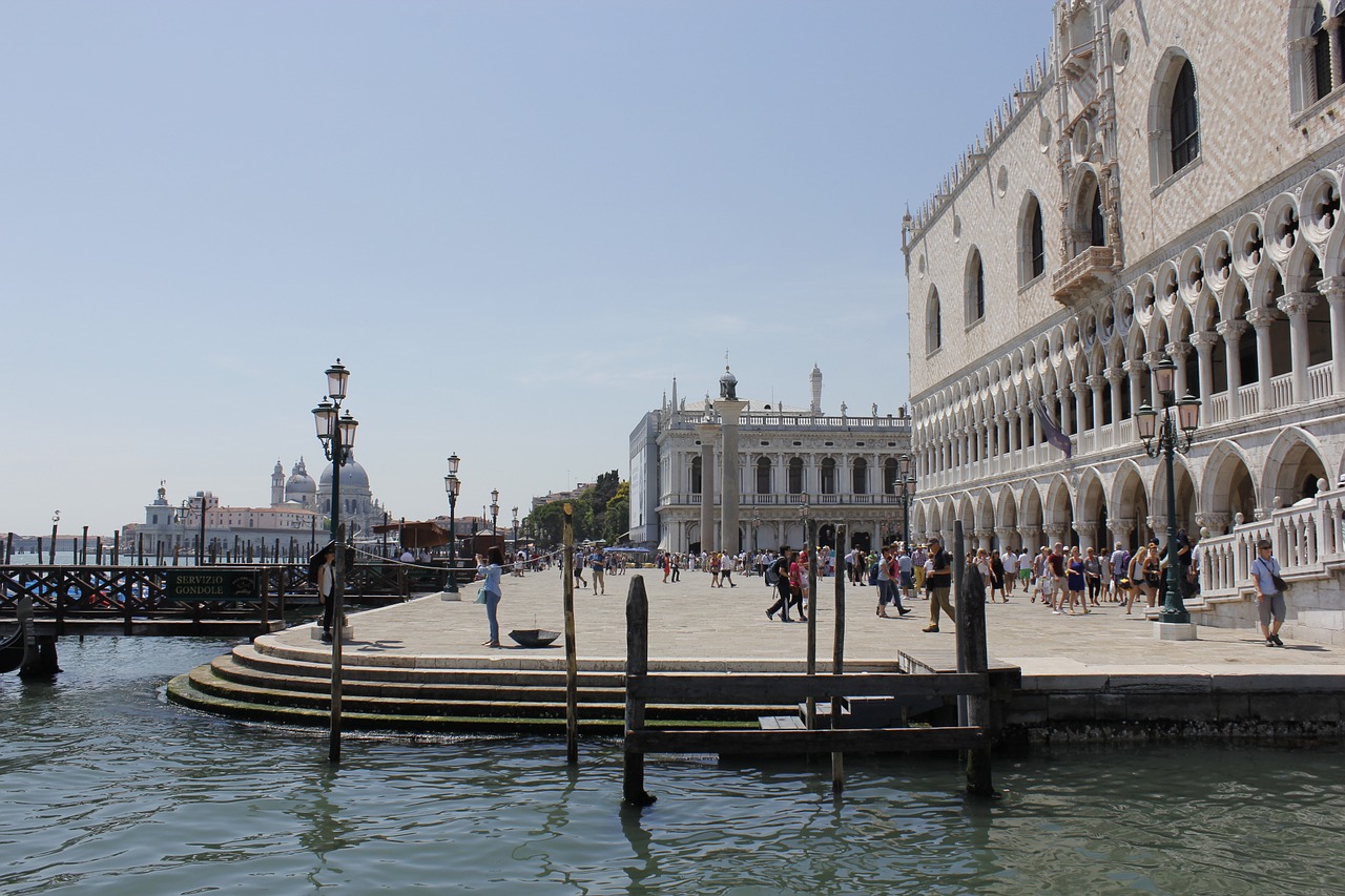 lagoon venice venice boot free photo