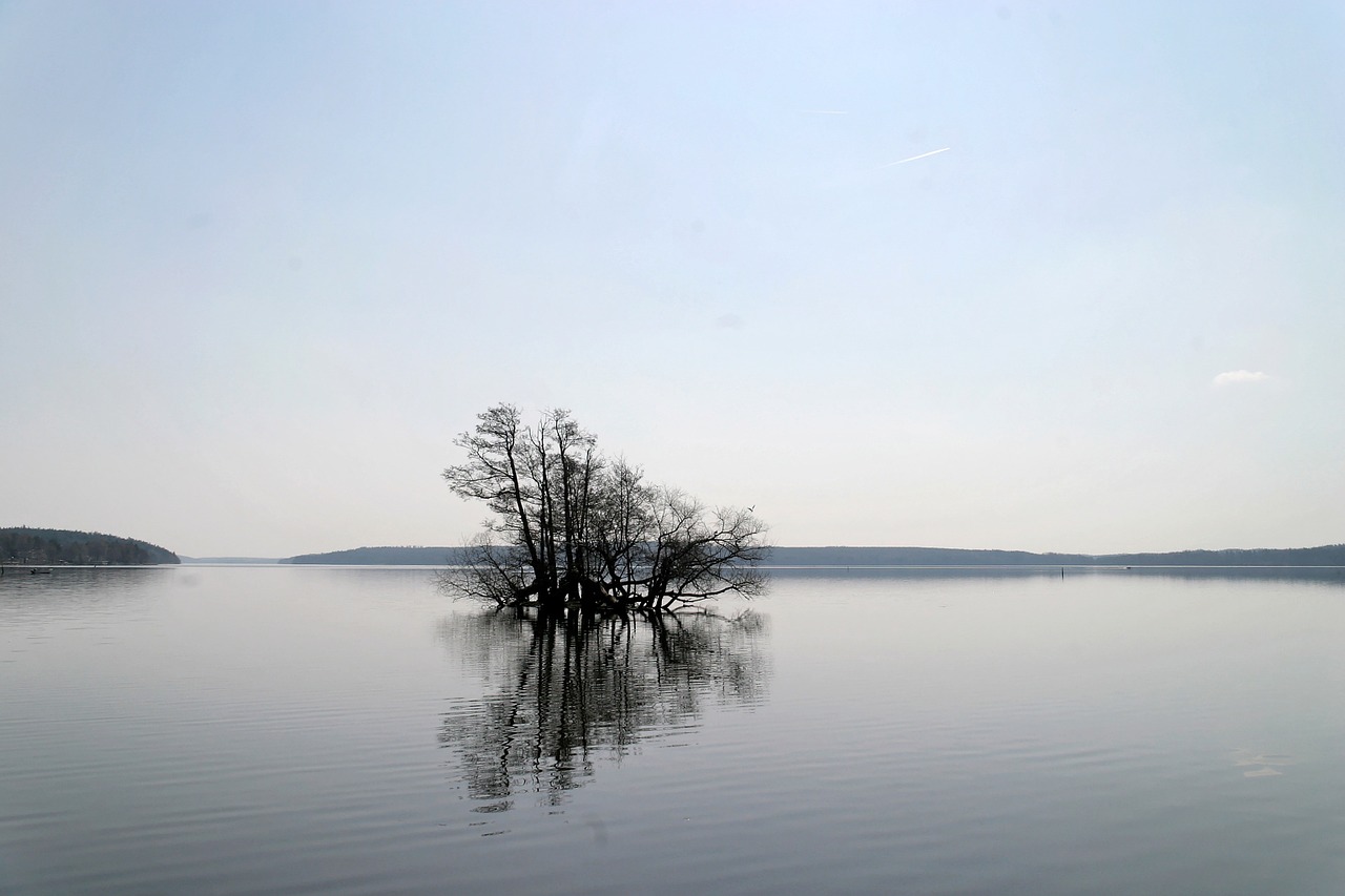 lake landscape water free photo