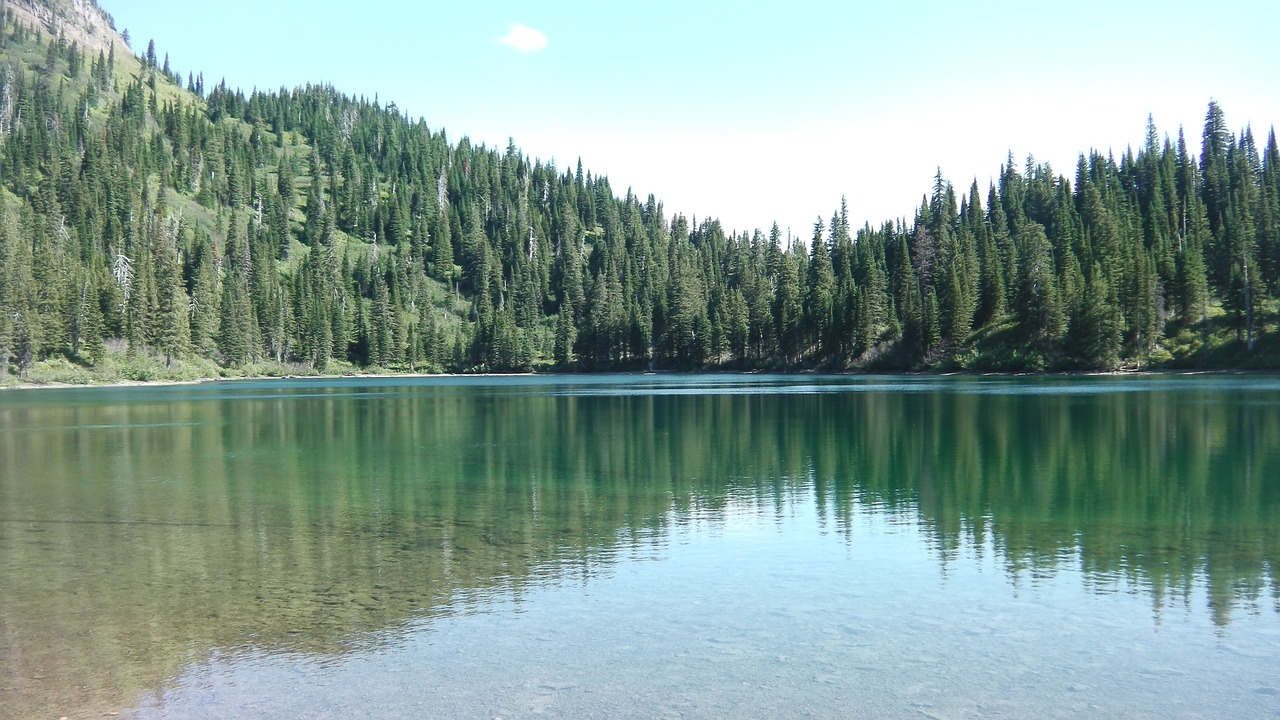 lake mountain natural free photo